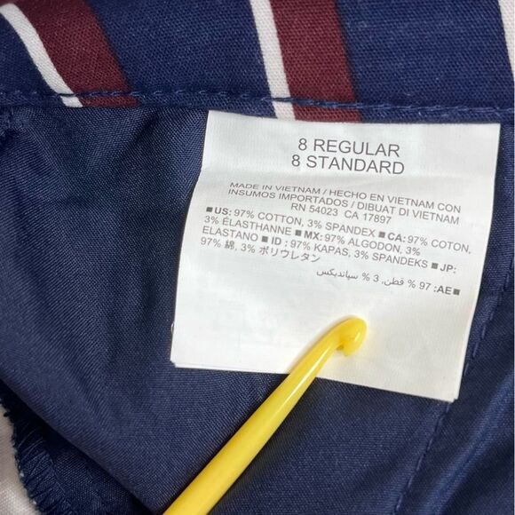 Old Navy Harper Stovepipe Navy Burgundy Stripe Mid Rise Cropped Pants Women 8 - Picture 10 of 14